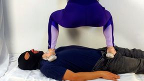 Trampling after GYM in shoes (4K)