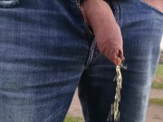 dickflash outside and pee