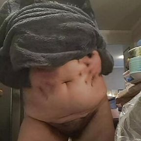 milf in the kitchen between touching my hot pussy and cooking