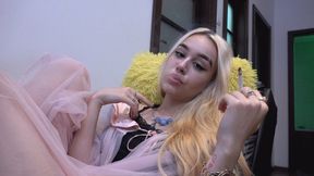 PRINCESS MINJE - Bratty Elegance - SENSUAL Smoking 720p