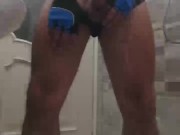 Pissing fountain in the gym
