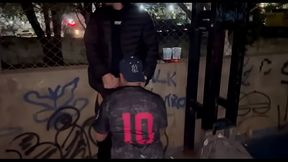 AMIGOS FORAM B-B-R NA QUADRA E CABARAM NA BRODERAGEM AT&Eacute_ QUE DERREPENDE APARECEU UM MORADOR DE RUA QUE DEIXOU TUDO MAIS INTERESSANTE