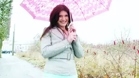 Linda, 30ans, chaude hôtesse de caisse et bombe atomique !