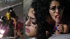 Motoboy Casado Levou o Chifr&atilde_o da Mulher no Meio da Rua! (Ela Hotwife Official e Rennan Luna)