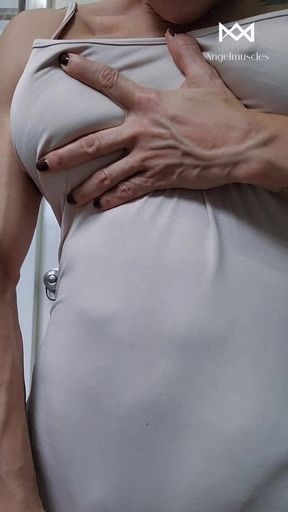 Morning Muscle Reveal