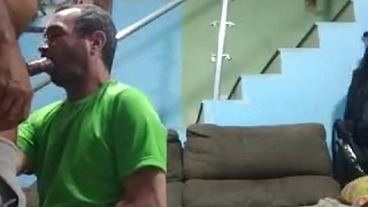 O cara queria uma mamada, mas não resistiu minha bunda e meteu gostoso