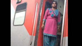 INDIAN TRAIN Hot Indian Nabour Girl Sucking Dick So Good And Recieve Warm Cum In Mouth
