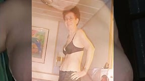 ”ILoveGrannY Homemade Pics of Willing Moms”