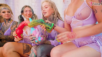 Squirt Mayhem &ndash_ 5 Girls Squirting Together with Anal Dildos, Gaping, Prolapse &amp_ ATM