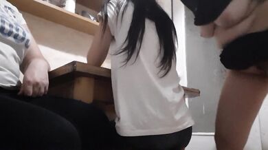 Her neighbor's wet pussy leaked delicious nasty sounds in the kitchen dirty talk exploded into orgasm