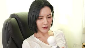 korea - how a beautiful woman spends a cold winter barefoot at home