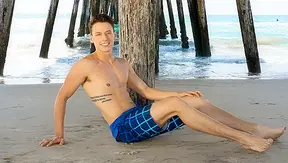 Hot Twinks Collide: Wild Bedroom Action Full of Lust Energy – GayXXX