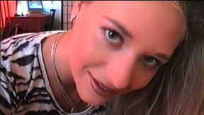 Horny babe loves to suck dick