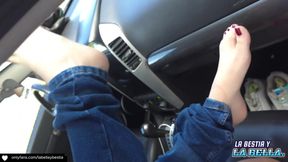 Outdoor Sex in the Car a Rich Anal Creampie!