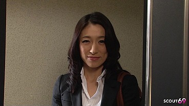 Nymphomaniac Japanese Mature Teacher seduce Big Dick Boy to Fuck in uncensored JAV Porn