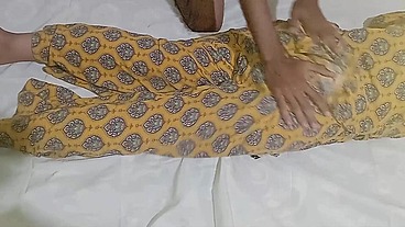 stepsister & big stepbrother hardcore indian sex Soteli Bahan ko Ghodi Bna Liya Sardi Me Full hindi audio full HD