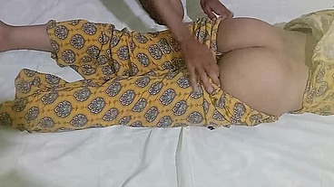 stepsister & big stepbrother hardcore indian sex Soteli Bahan ko Ghodi Bna Liya Sardi Me Full hindi audio full HD