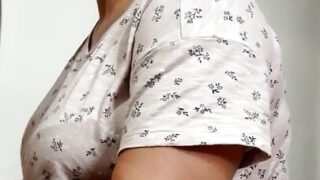 Muie &#8211; soție matură, curvă gospodină, futută anal și primește o creampie oribilă