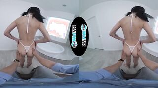 WETVR Goddess VR Tub Nailed With Sawyer Cassidy