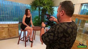 por tras das cameras a ninfeta ruiva sem camisinha com o negao - luara amaral