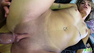 A de 18 anos faz um 100% anal e leva gozada dentro da buceta - Fran Oliver - Binho Ted
