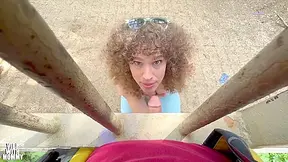 Jewish Woman Got What This Babe Merited!