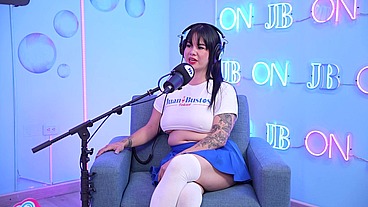 Curvy, kinky LinaGu loses control as the Sybian sends her into a frenzy of intense orgasms and loud moans!