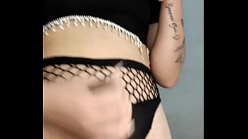 MorenaLovateli te levando ao tes&atilde_o m&aacute_ximo com seu pau grosso