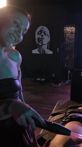 Pretty Sub Gets Electric