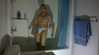 Xian_quatro: muscular dude flexing in the shower - bftv amateurs muscle muscleshower