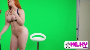 Si quieres el papel &mdash;  chupa mi pene  Pelirroja busca oportunidad en el show