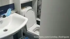 Mi marido me espía en la ducha, hasta que vale pillo. Ven a disfrutar :)