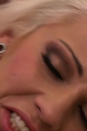 Busty blonde gets her moist cunt licked in the bathroom