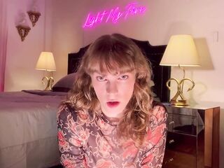 Step-Sister Caught Jerking Gives Step-Brother A Facial