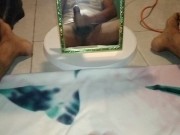 Me hago una paja mañanera en mi casa estando solo