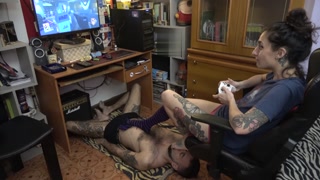 Sigma Femdom - Gamer Girl's Footrest