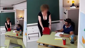 estos profesores despues de dar clase a sus alumnos se ponen a follar en la universidad