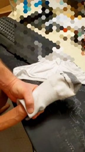 Vocal Dad plays &amp; fucks sock for his fans