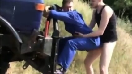 Caminhoneiro Pelado: Masturbao Ao Ar Livre