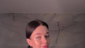 Social Media Creator @annyolsy @Showing Boobs and #Brunette #Petite #Solo #Small Tits sex sexy nsfw | Tik.Porn