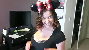 Richard Sutherland - Disneyland Huge Tits= Must Watch