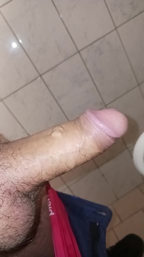 I like to masturbate