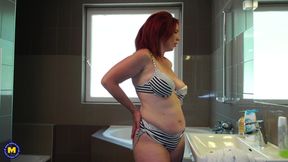 Horny Redhead Housewife Elonka Plays with Herself in Bath