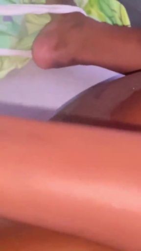 WHITE TANGUITA AND GOOD CUMSHOT   Clip 1