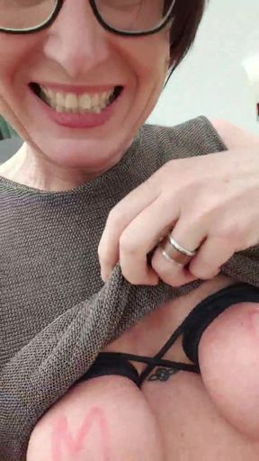 Julie splashes on garden chair outside