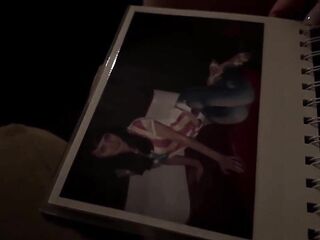 Night, photo album and my superlatively good ally’s mamma