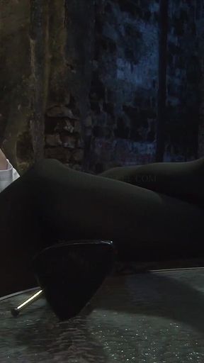 Toe Spreading&smoking
