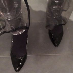 Pissing in PVC wear and high heels