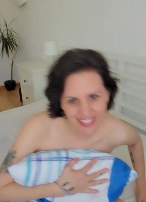 Sinnliche Szene: Pillow Show #6
