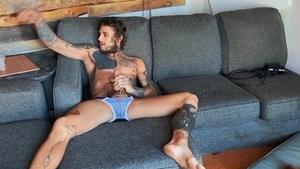 MEN - Piercing has a taste for rough fucking